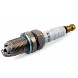 SPARK PLUG TOYOTA COROLLA 99-04 1.8 YARIS TERIO 1.3 FIAT